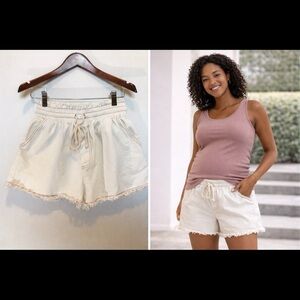 Idem Ditto Maternity Shorts Small Cream Drawstring Elastic Waist Casual